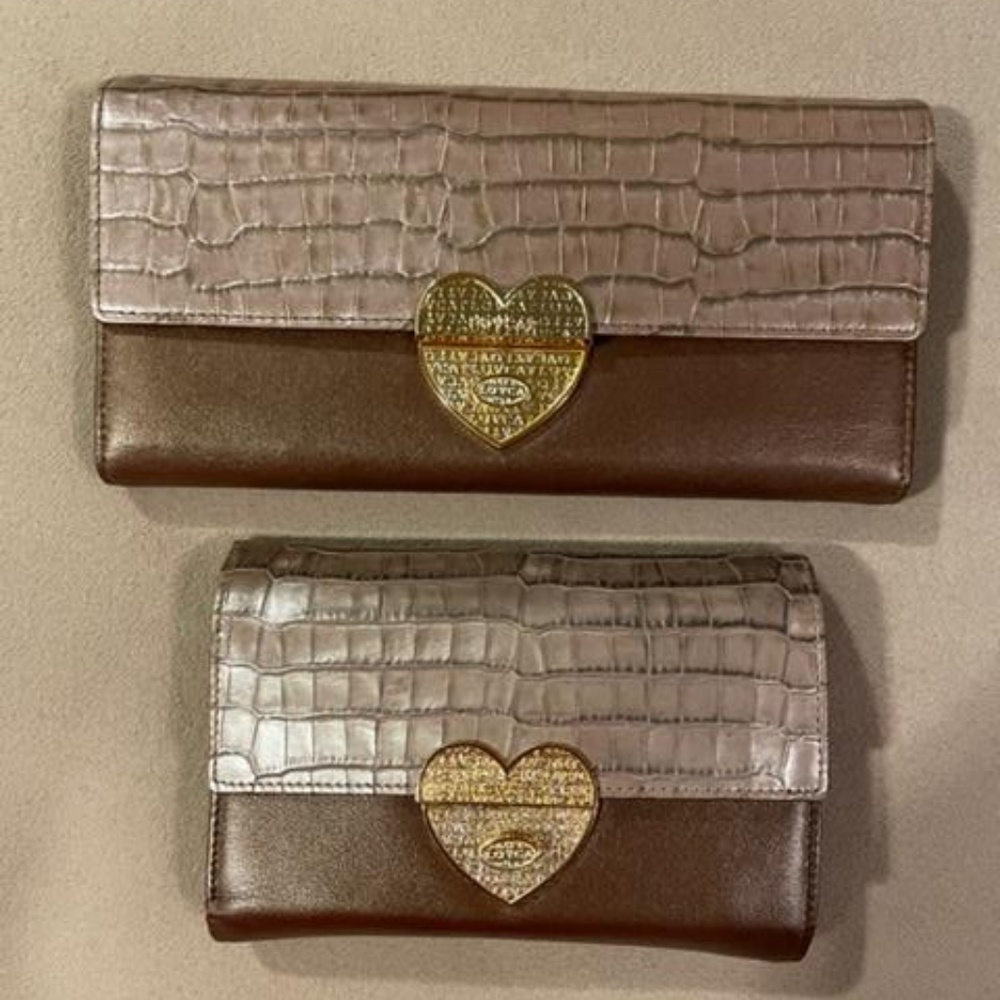 New with tag "Lovcat" wallet